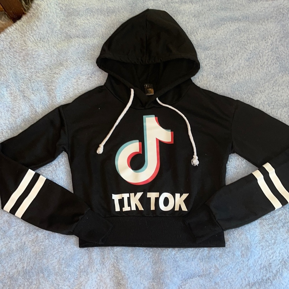 TikTok crop top